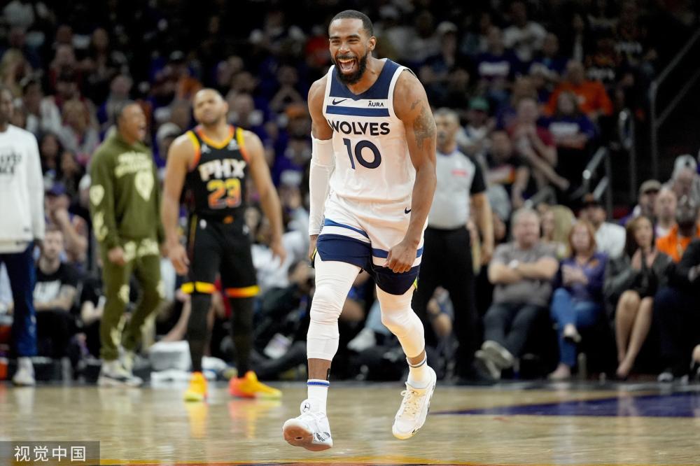 凭借惊艳的 凭借惊艳的