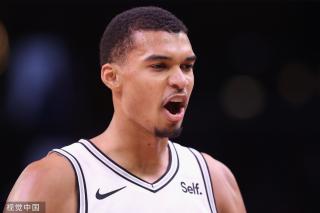 每场比赛都 每场比赛都